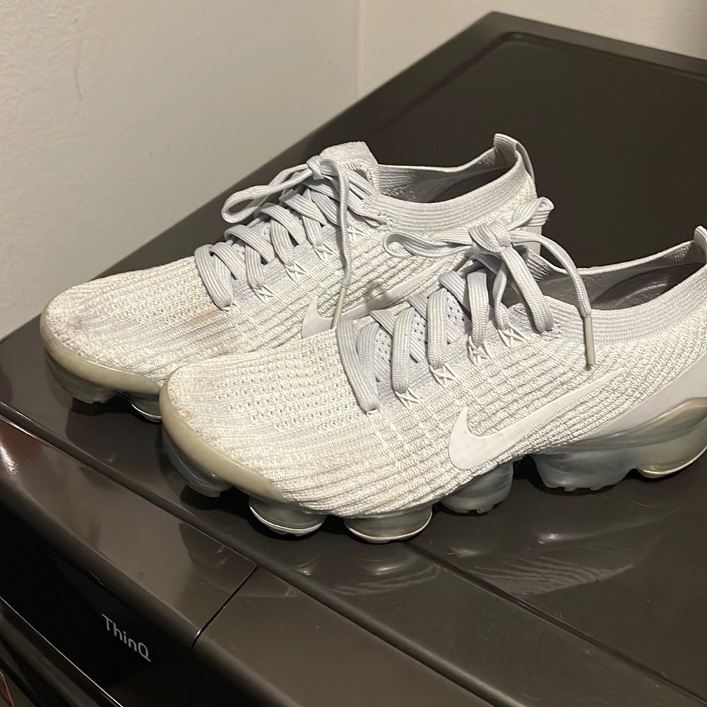 Nike Vapormax light silver blue white color! Size 9.5 women’s
